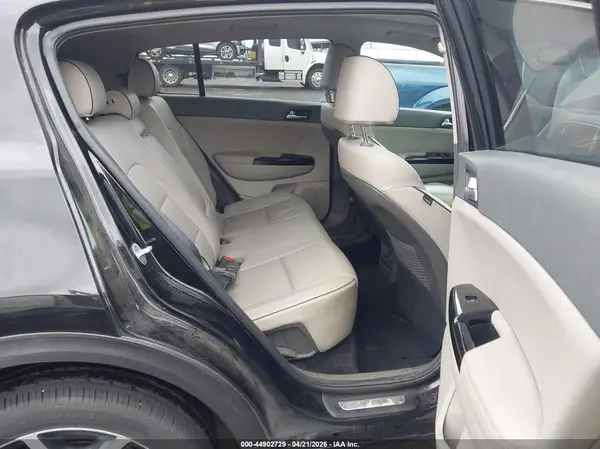 KNDPR3A65K7553570 2019 KIA SPORTAGE - Image 8