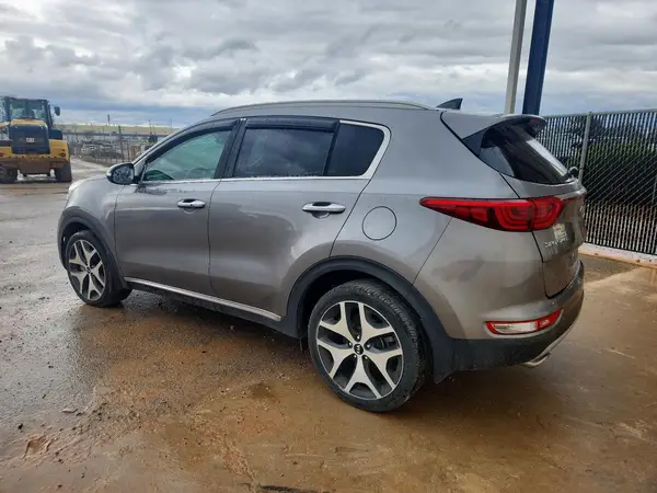 KNDPR3A67H7176104 2017 KIA SPORTAGE - Image 2