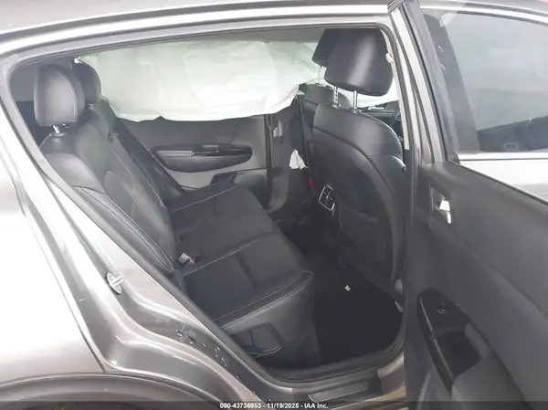 KNDPR3A67J7370296 2018 KIA SPORTAGE - Image 8