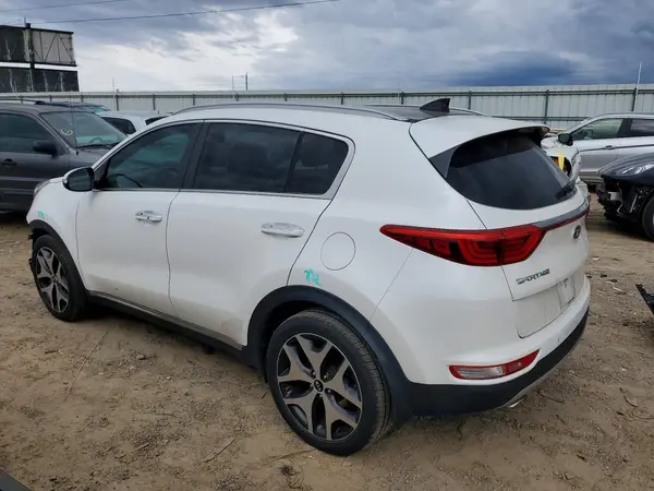 KNDPR3A68H7263283 2017 KIA SPORTAGE - Image 2
