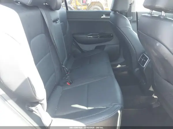 KNDPR3A68J7417058 2018 KIA SPORTAGE - Image 8