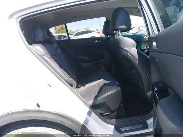 KNDPR3A6XH7218748 2017 KIA SPORTAGE - Image 8