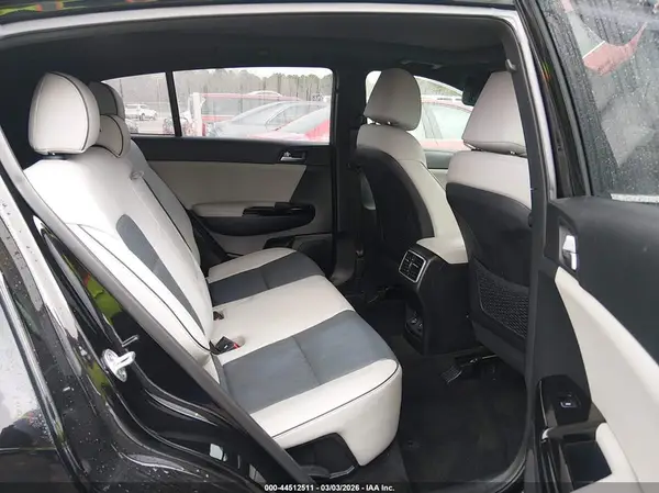 KNDPR3A6XH7261826 2017 KIA SPORTAGE - Image 8