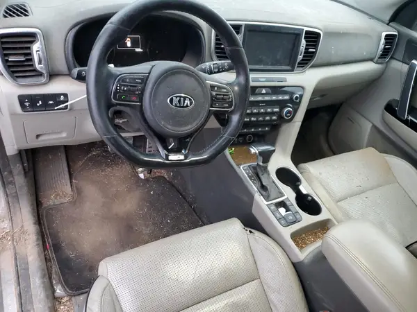 KNDPRCA60J7357583 2018 KIA SPORTAGE - Image 8