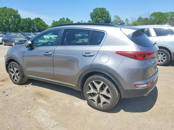 KNDPRCA60J7385111 2018 KIA SPORTAGE - Image 2