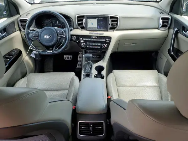 KNDPRCA60J7404689 2018 KIA SPORTAGE - Image 8