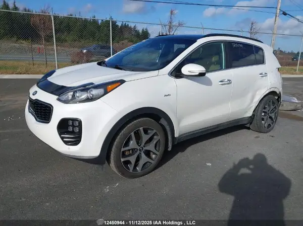 KNDPRCA60J7425400 2018 KIA SPORTAGE - Image 2