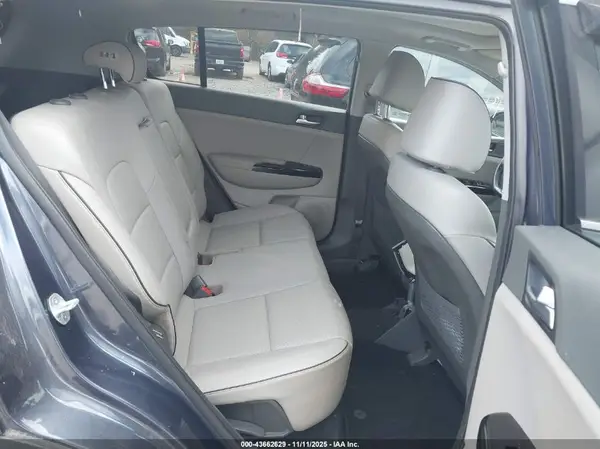 KNDPRCA60K7509475 2019 KIA SPORTAGE - Image 8