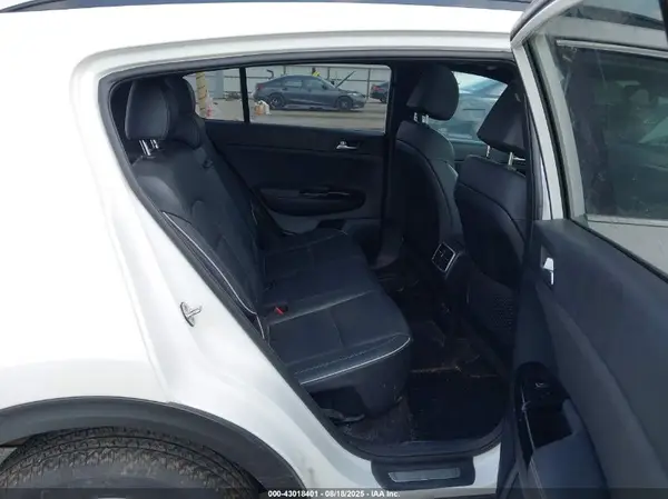 KNDPRCA60L7836637 2020 KIA SPORTAGE - Image 8