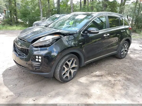 KNDPRCA61H7047050 2017 KIA SPORTAGE - Image 2