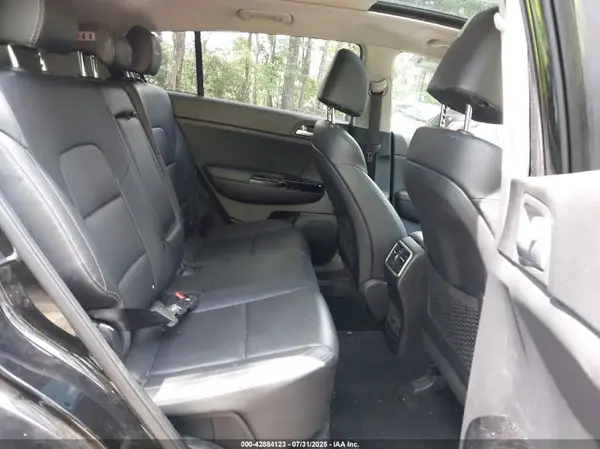 KNDPRCA61H7047050 2017 KIA SPORTAGE - Image 8