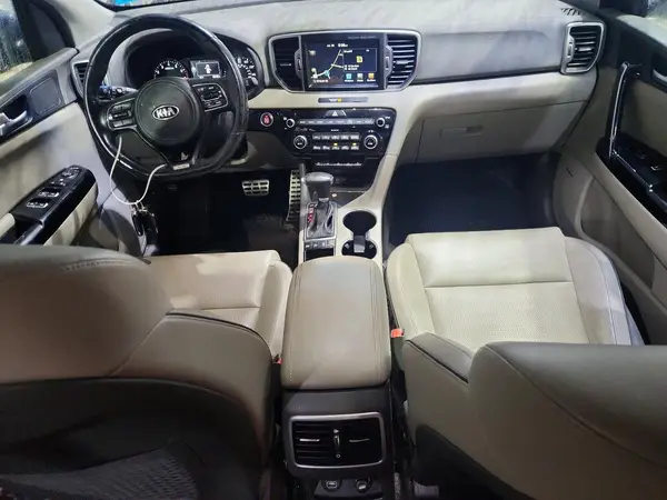KNDPRCA61H7181895 2017 KIA SPORTAGE - Image 8