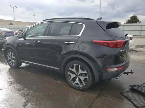 KNDPRCA61J7366132 2018 KIA SPORTAGE - Image 2
