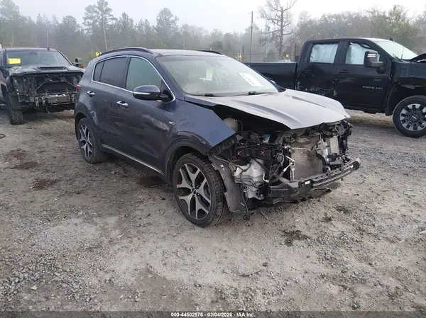 KNDPRCA61J7369726 2018 KIA SPORTAGE - Image 1