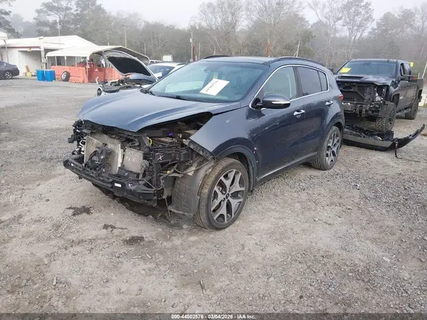 KNDPRCA61J7369726 2018 KIA SPORTAGE - Image 2