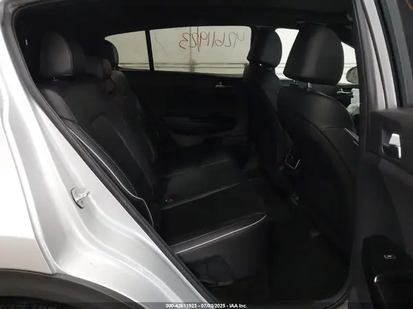 KNDPRCA61N7976084 2022 KIA SPORTAGE - Image 8