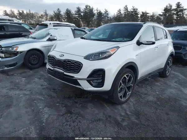 KNDPRCA61N7981950 2022 KIA SPORTAGE - Image 2
