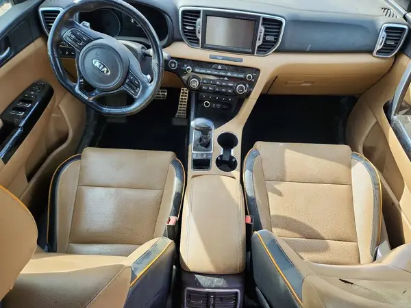 KNDPRCA62H7171277 2017 KIA SPORTAGE - Image 8