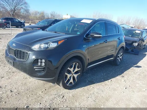 KNDPRCA63H7225928 2017 KIA SPORTAGE - Image 2