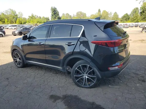 KNDPRCA63J7447326 2018 KIA SPORTAGE - Image 2