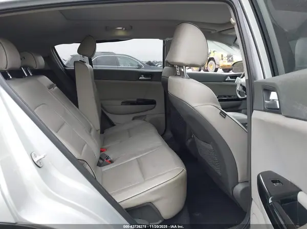 KNDPRCA63K7540705 2019 KIA SPORTAGE - Image 8