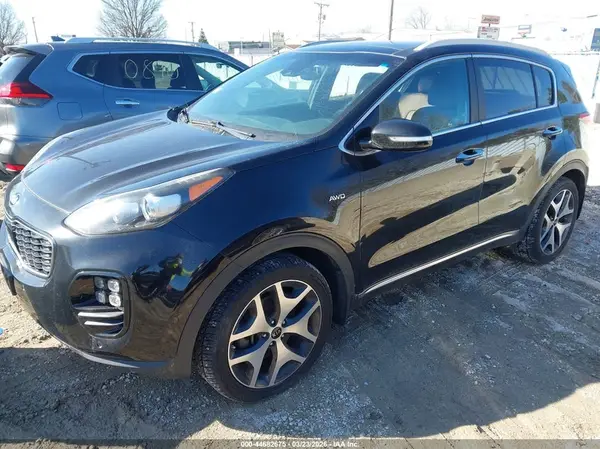 KNDPRCA64H7205624 2017 KIA SPORTAGE - Image 2