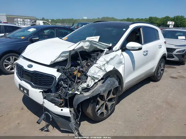 KNDPRCA64J7365749 2018 KIA SPORTAGE - Image 2