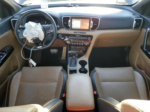 KNDPRCA65H7132070 2017 KIA SPORTAGE - Image 8