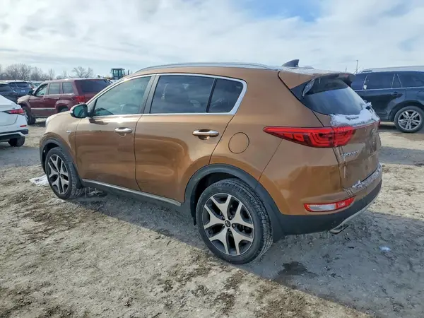 KNDPRCA65H7205969 2017 KIA SPORTAGE - Image 2