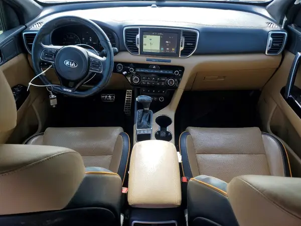 KNDPRCA65H7205969 2017 KIA SPORTAGE - Image 8