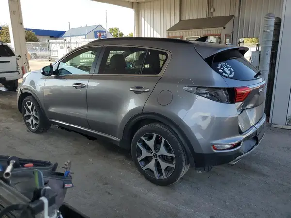 KNDPRCA65J7387825 2018 KIA SPORTAGE - Image 2