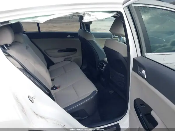 KNDPRCA65L7830915 2020 KIA SPORTAGE - Image 8