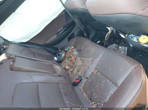 KNDPRCA66H7046475 2017 KIA SPORTAGE - Image 8