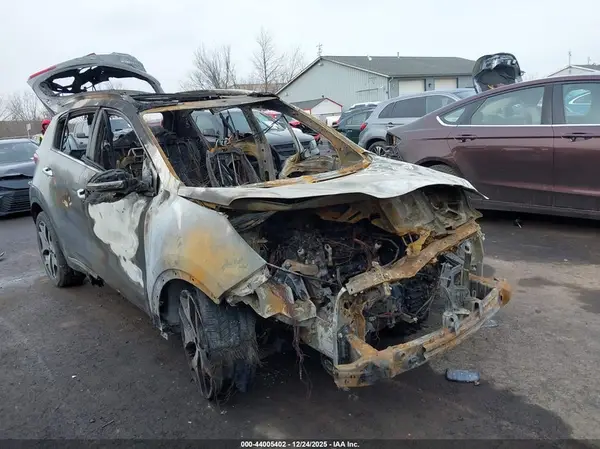 KNDPRCA66H7062577 2017 KIA SPORTAGE - Image 1