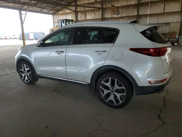 KNDPRCA66H7067990 2017 KIA SPORTAGE - Image 2