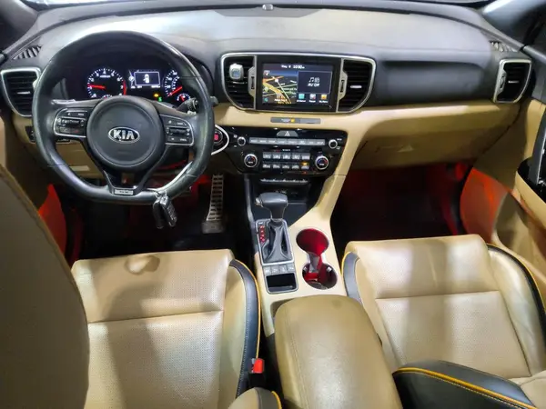 KNDPRCA66H7093957 2017 KIA SPORTAGE - Image 8