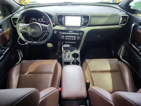 KNDPRCA66H7132790 2017 KIA SPORTAGE - Image 8