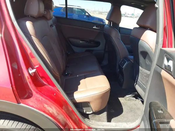 KNDPRCA66H7210484 2017 KIA SPORTAGE - Image 8