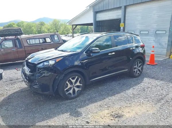 KNDPRCA66J7372072 2018 KIA SPORTAGE - Image 2