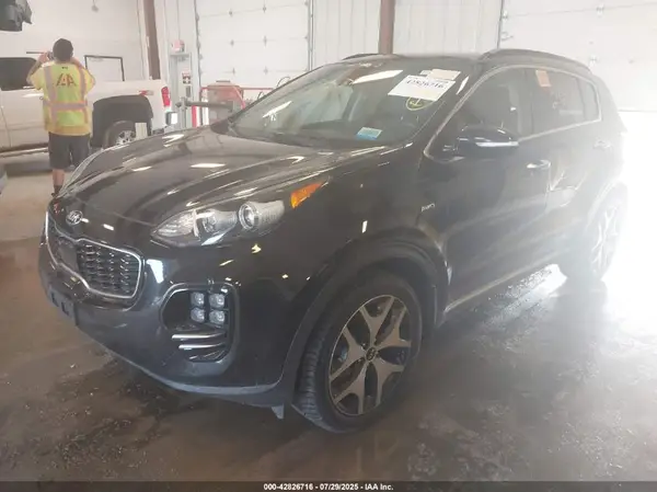 KNDPRCA66J7426342 2018 KIA SPORTAGE - Image 2