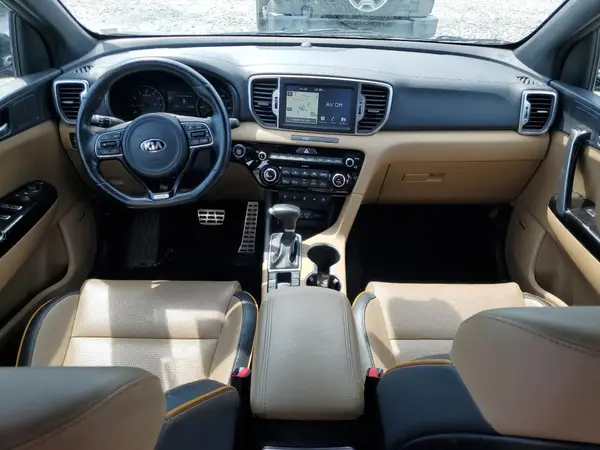 KNDPRCA67J7381573 2018 KIA SPORTAGE - Image 8