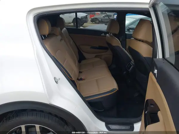 KNDPRCA68K7625037 2019 KIA SPORTAGE - Image 8