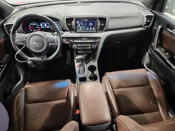 KNDPRCA69H7265995 2017 KIA SPORTAGE - Image 8