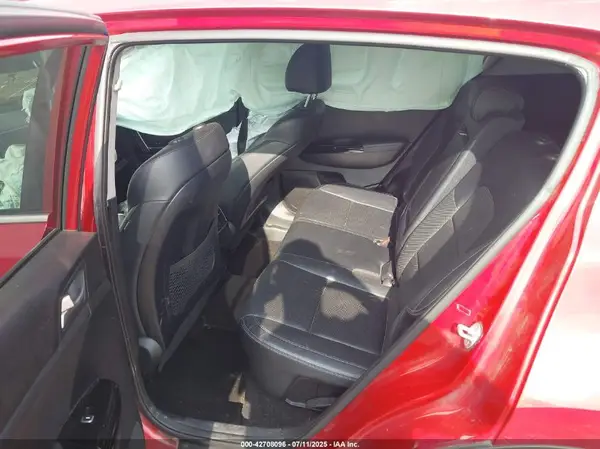 KNDPRCA69K7516926 2019 KIA SPORTAGE - Image 8