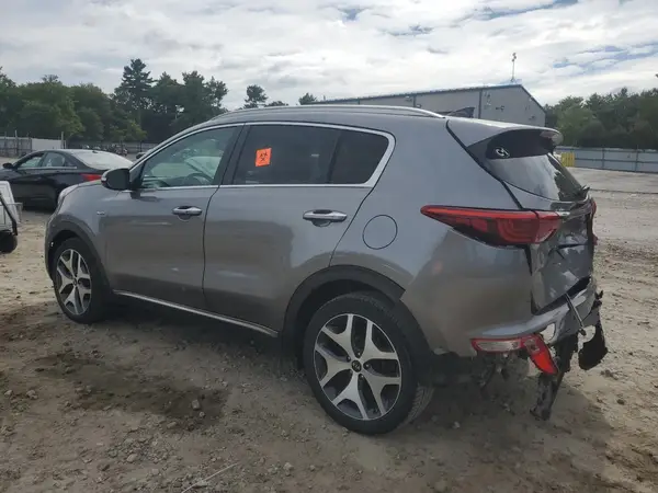 KNDPRCA6XH7105026 2017 KIA SPORTAGE - Image 2