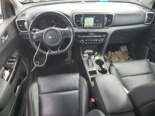 KNDPRCA6XH7105026 2017 KIA SPORTAGE - Image 8