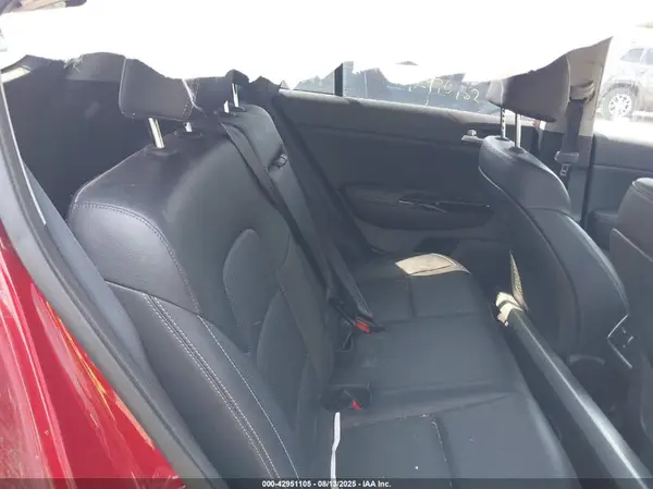 KNDPRCA6XH7205305 2017 KIA SPORTAGE - Image 8