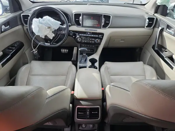 KNDPRCA6XH7242533 2017 KIA SPORTAGE - Image 8