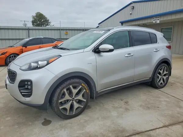 KNDPRCA6XH7245285 2017 KIA SPORTAGE - Image 1