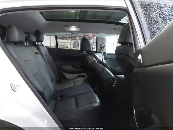KNDPRCA6XH7251751 2017 KIA SPORTAGE - Image 8
